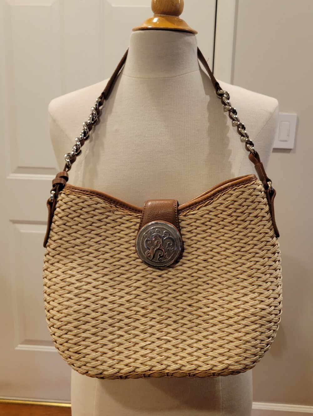 👜EUC~ BRIGHTON JANI Woven Straw Shoulder Bag